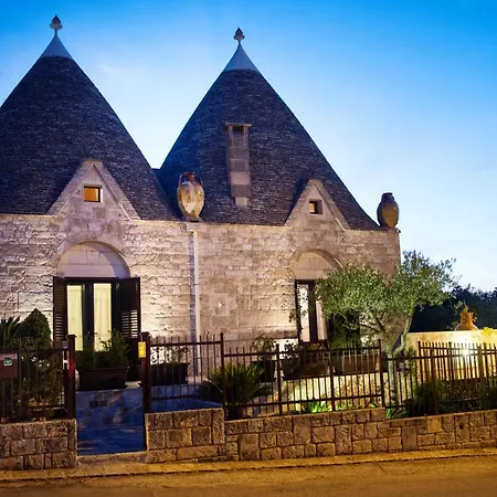 Grandi Trulli Bed&Breakfast-3